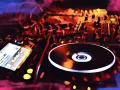 EDM einfach erklärt: Was ist Electronic Dance Music wirklich?