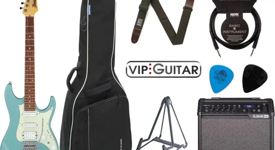E-Gitarre, Tasche, Gurt, Kabel, Plektren, Ständer und Verstärker.